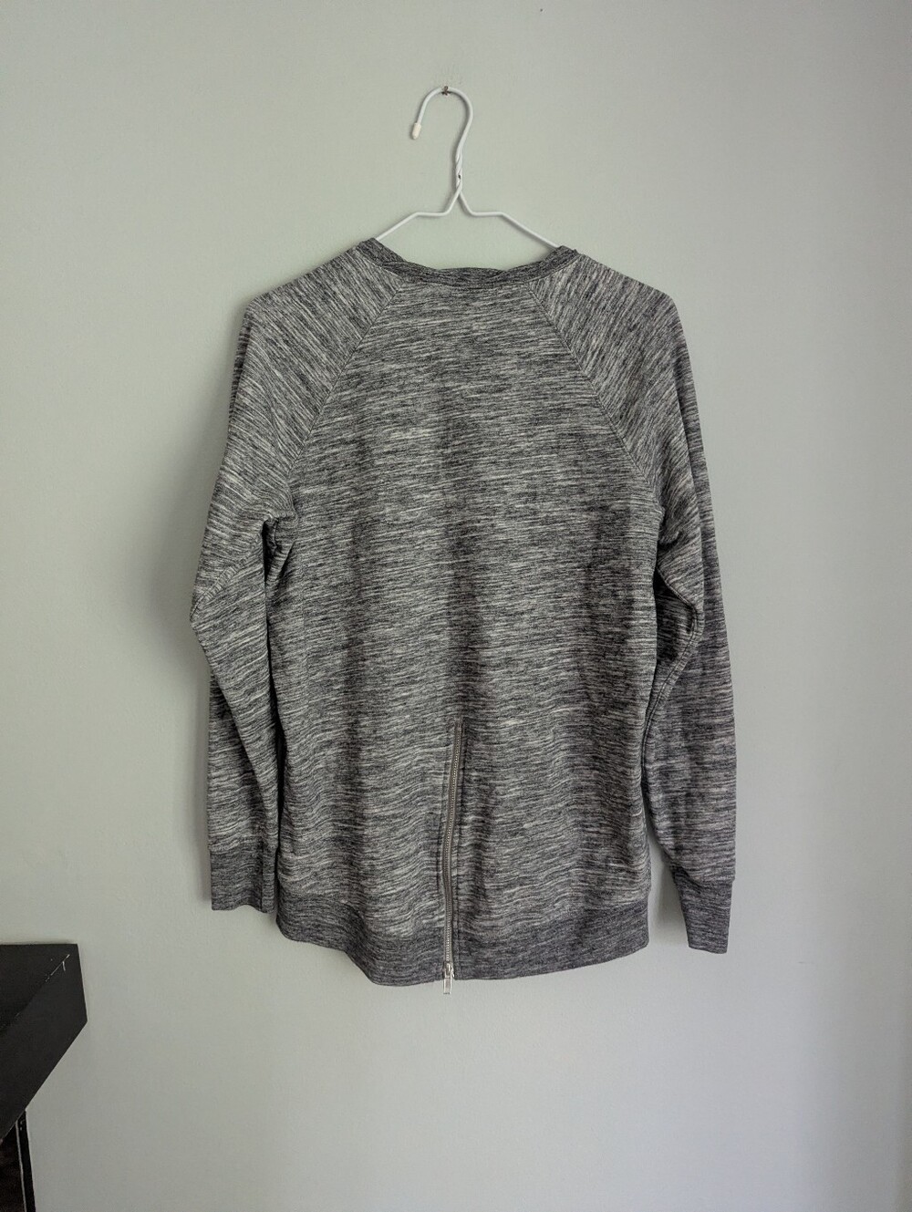 Wizarding World of Harry Potter Gray Sweatshirt Deathly Hallows Womens Small - Picture 3 of 9
